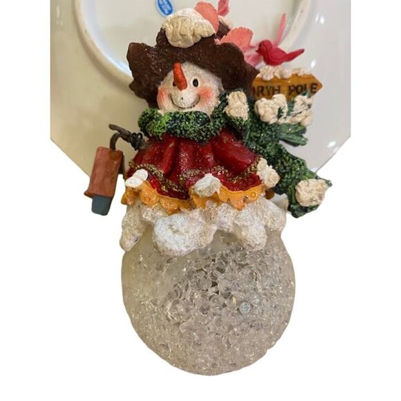 Snowman North Pole Sign w/Bird House Christmas Ornament 5" Set of 2 - Picture 3 of 7